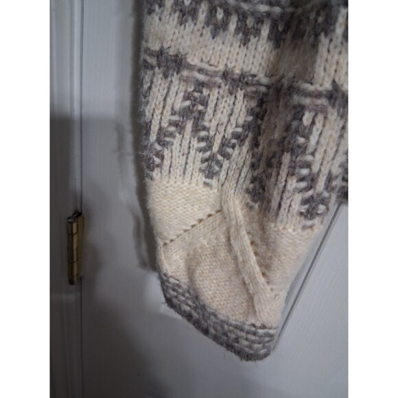 NWT Women's a.n.a. Cream & Gray Sweater Size M - Picture 6 of 8